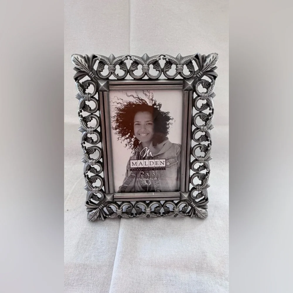 Malden Decorative silver ornate Photo Frame 2”x3” photo